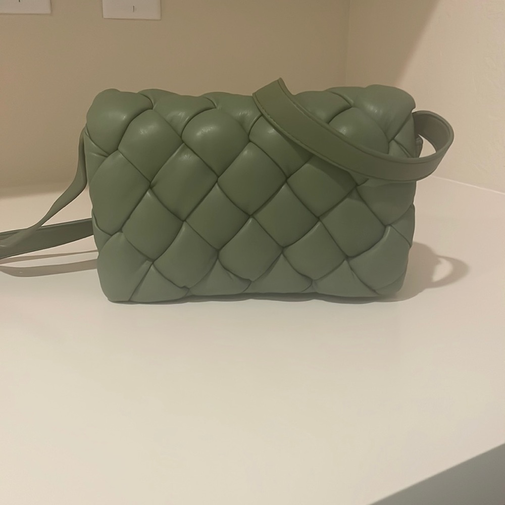 JW PEI crossbody